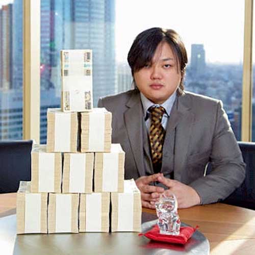 与沢翼