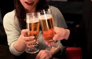 女の子に連れられたお店に入る