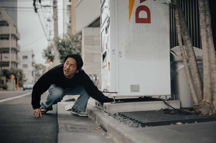 このまま動かず次の大台を迎えた男に待つ絶望シナリオのイメージ画像
