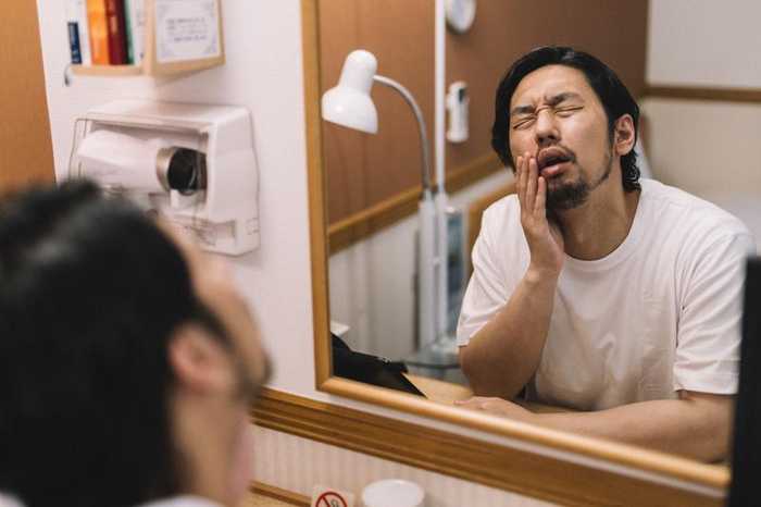 崖の底が見え始めた32歳に進行する『2つの沈降』のイメージ画像