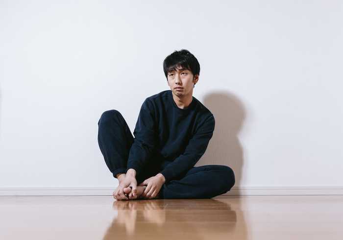 このまま岩の中で動かない童貞男に待つ絶望シナリオのイメージ画像