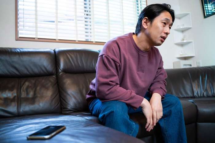 童貞卒業が怖くて動けない男性